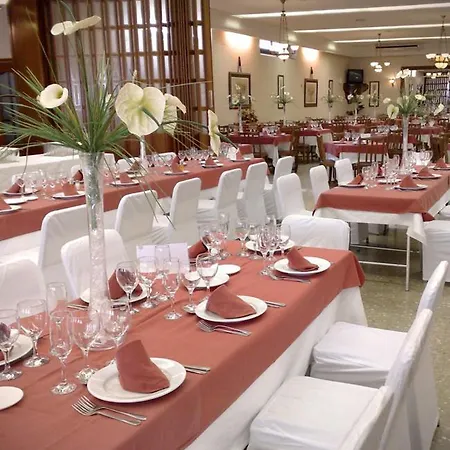 Restaurante El Paso Casa de hóspedes *